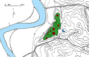 L'abitato di Eretum nel VI secolo a.C.: in rosso le zone con maggiore concentrazione di materiale fittile; in verde la possibile estensione dell'abitato; in celeste la posizione indicativa di tombe.