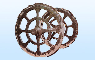 Ricostruzione delle ruote del calesse dal Tumulo dei Carri di Populonia. Firenze, Museo Archeologico.