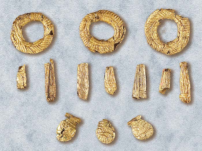 Pendagli a bulla e a goccia.